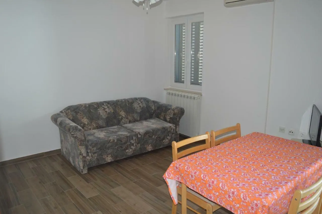 Apartments Charlie Krk Town